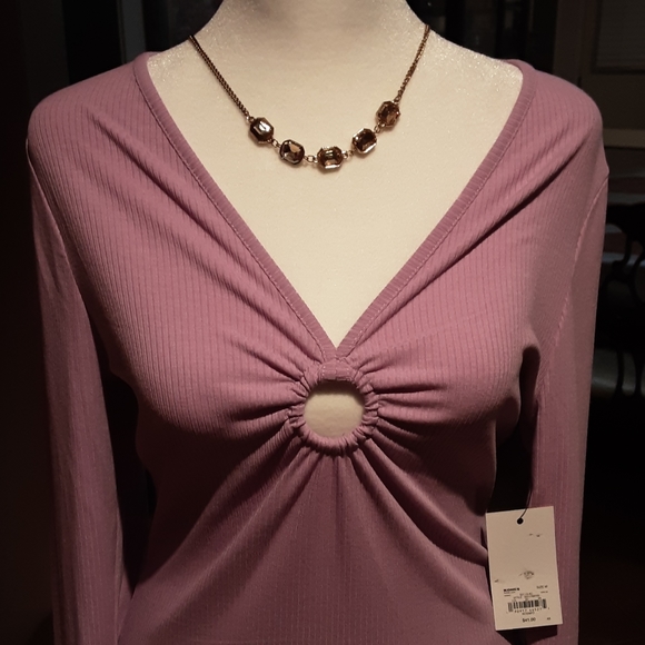 INTEMPO Purple spandex top - Picture 2 of 7